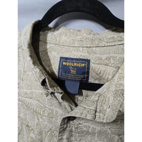 Woolrich Mens 2XL Khaki Newspaper Bass Fish Print Short Sleeve Button Down Shirt - Picture 4 of 11